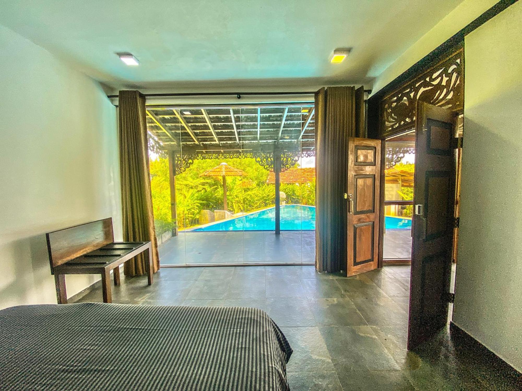Hotel Waterland Negombo Exterior foto
