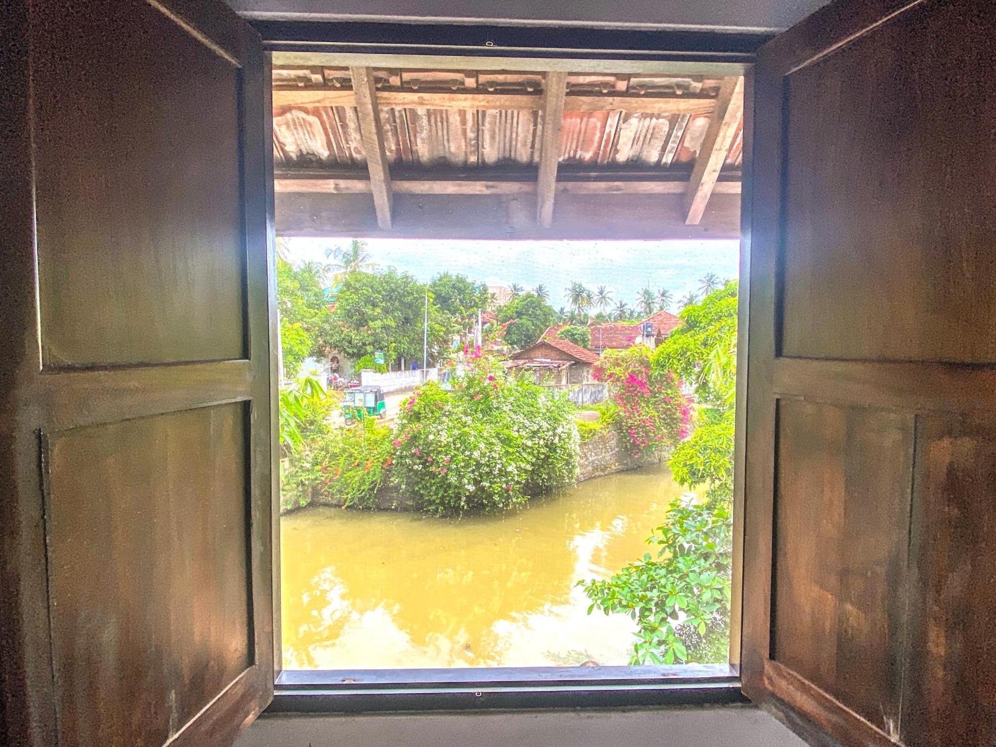 Hotel Waterland Negombo Exterior foto